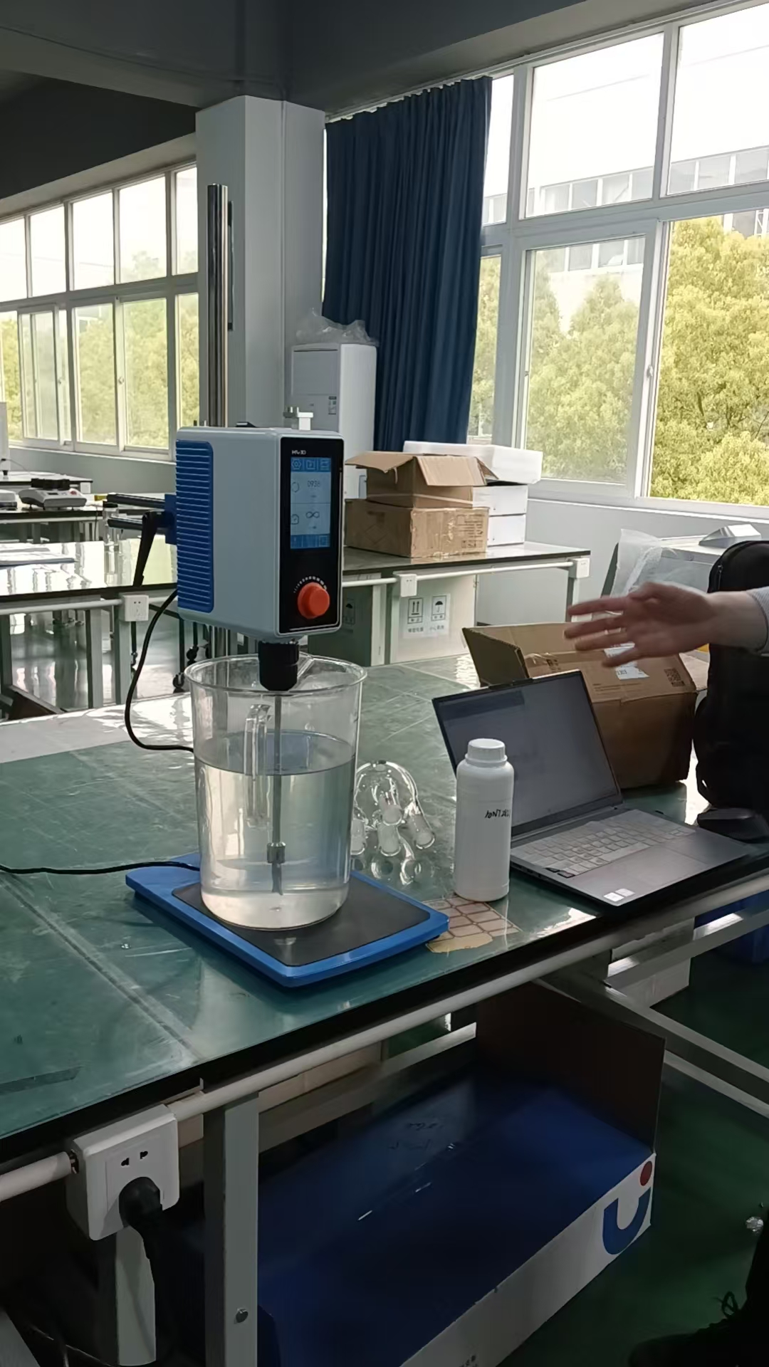 20L ~100L New Technology High Torque Powerful Touch Screen Lab Overhead Stirrer 