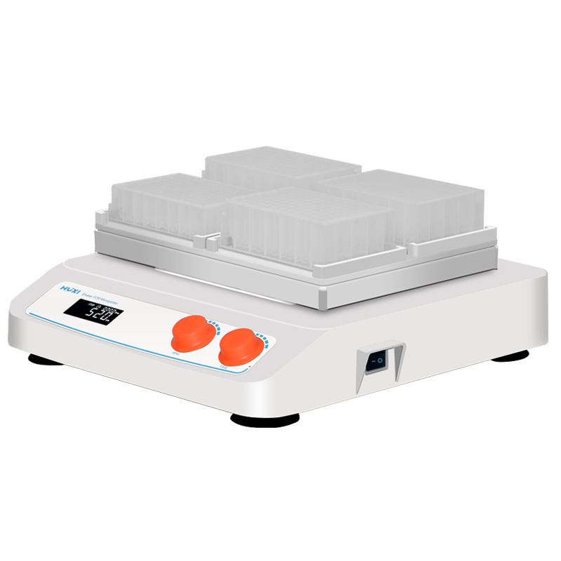 Laboratory equipment setup for microplate agitation